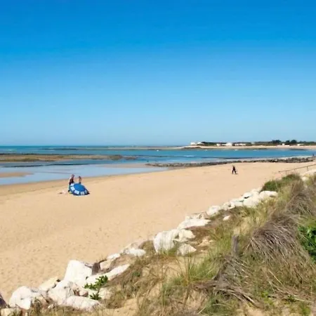 Charmante Maison Rénovée, à Pied, Cour Privée * Dolus d'Oléron