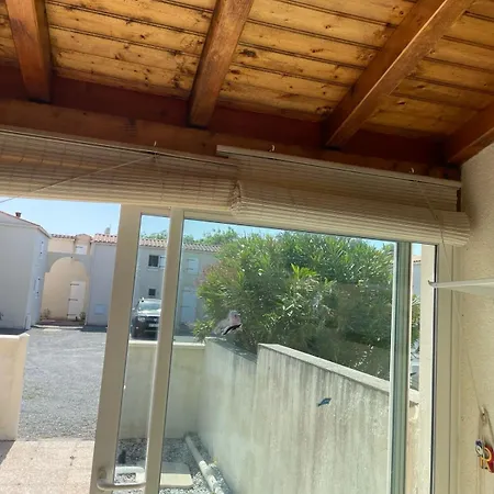 Charmante Maison Rénovée, à Pied, Cour Privée Casa vacanze