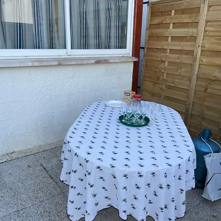 Casa vacanze Charmante Maison Rénovée, à Pied, Cour Privée *